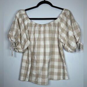 Aura Cream and Tan Buffalo Check/Babydoll Top with Puff Sleeves. Size Small.